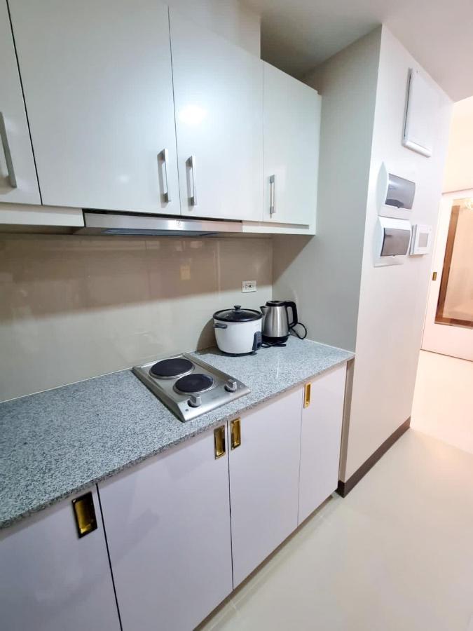 Modern 1Br In Uptown Bgc Aparthotel Taguig Exterior foto